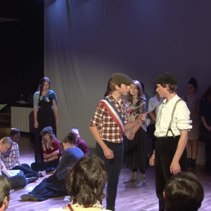 spectacle à l'arriere du front 5